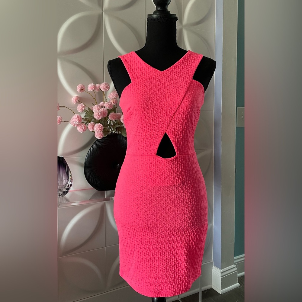 Gaby & Gracie Women's Neon Pink Textured Halter Dress Size Small